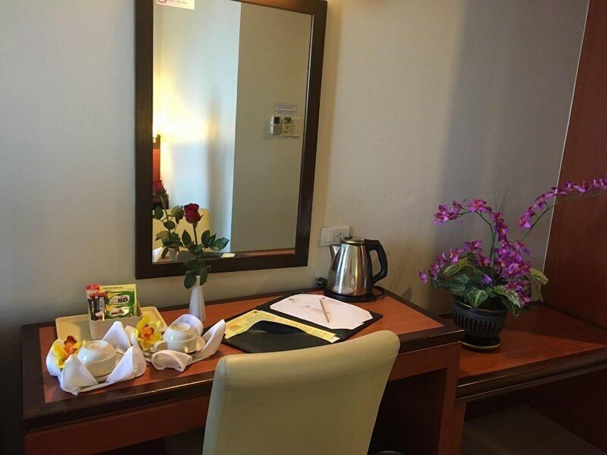 Hatyai Golden Crown Hotel Hat Yai Dış mekan fotoğraf