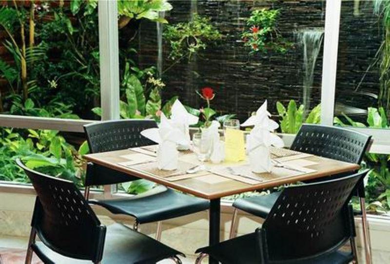 Hatyai Golden Crown Hotel Hat Yai Dış mekan fotoğraf