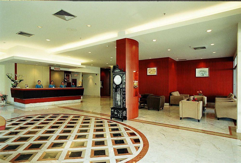 Hatyai Golden Crown Hotel Hat Yai Dış mekan fotoğraf